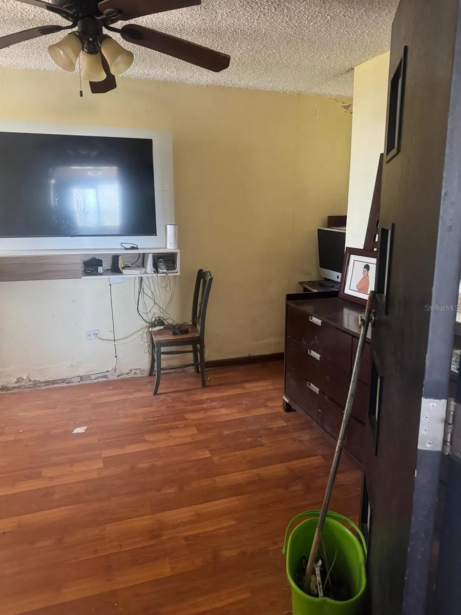 . LAUREL #2306 San Juan, PR 00913