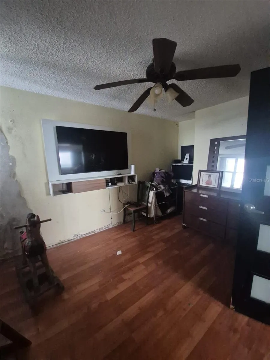 . LAUREL #2306 San Juan, PR 00913