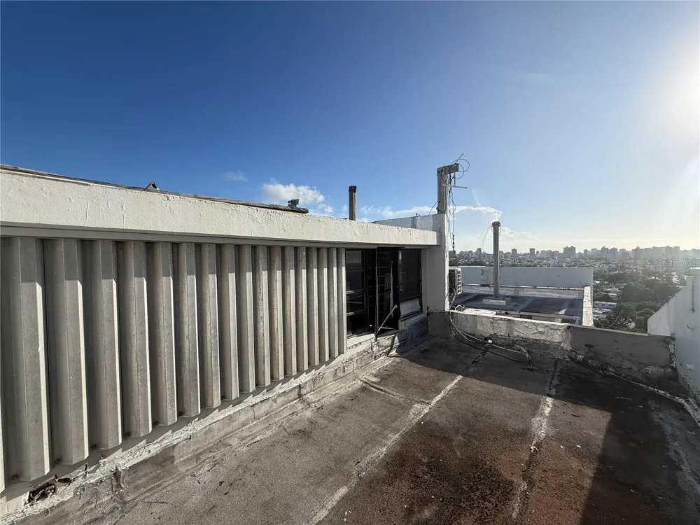 . LAUREL #2306 San Juan, PR 00913
