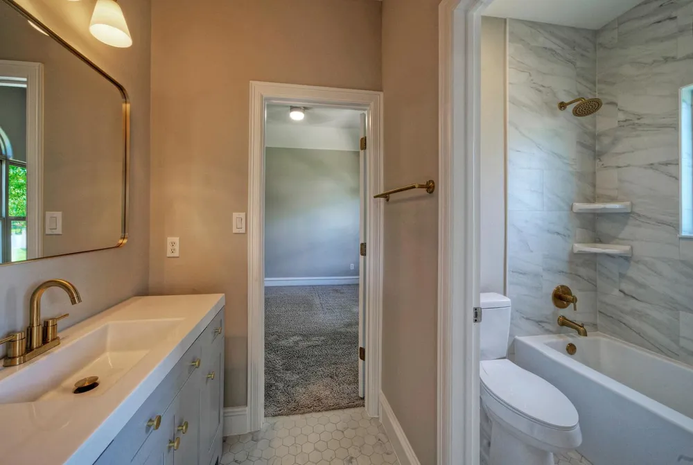 12012 Uplands Ridge Drive Bee Cave, TX 78738