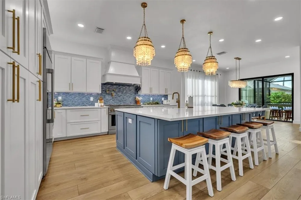 1187 22nd Avenue Naples, FL 34103