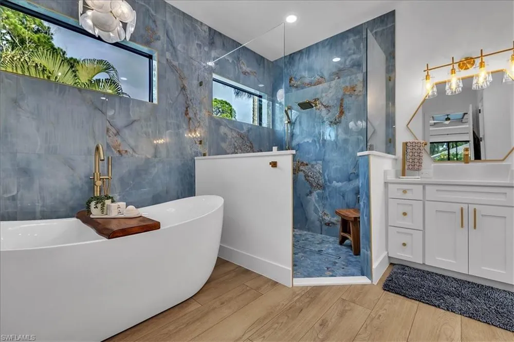 1187 22nd Avenue Naples, FL 34103