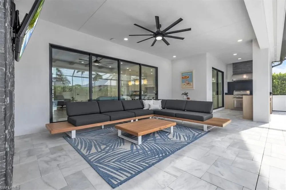 1187 22nd Avenue Naples, FL 34103