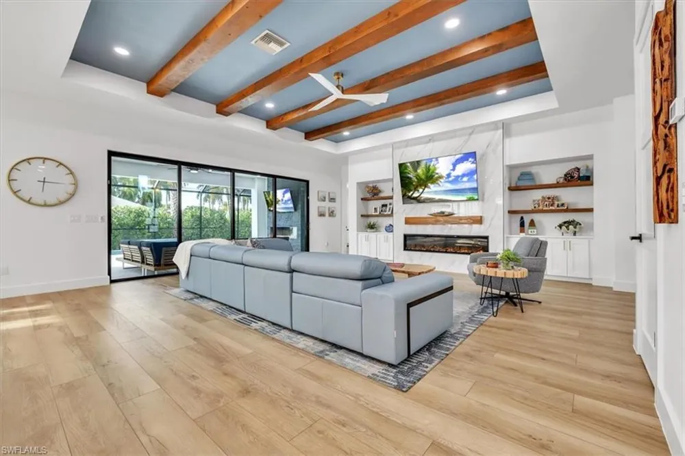 1187 22nd Avenue Naples, FL 34103