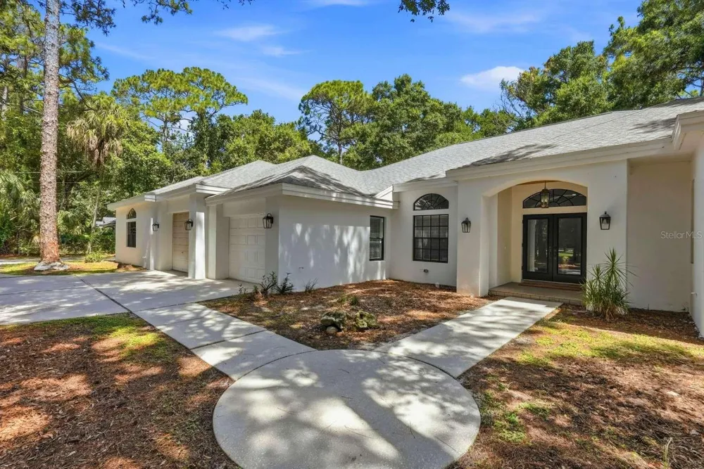 6301 86TH AVENUE Pinellas Park, FL 33782