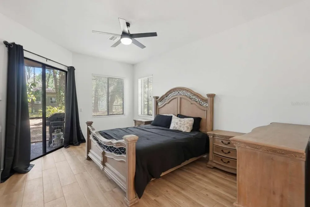 6301 86TH AVENUE Pinellas Park, FL 33782
