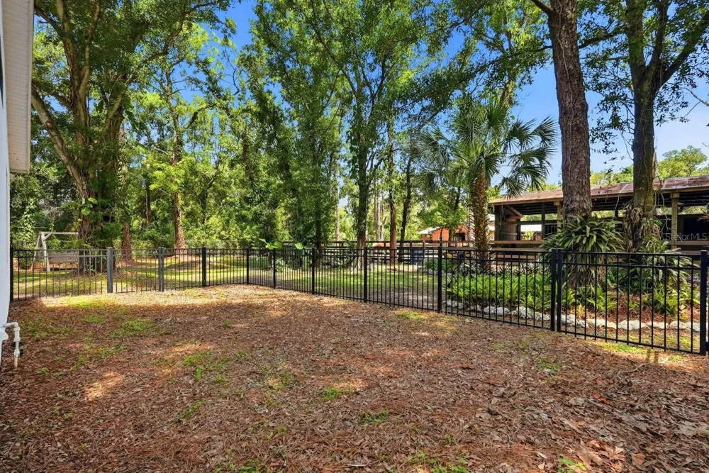 6301 86TH AVENUE Pinellas Park, FL 33782