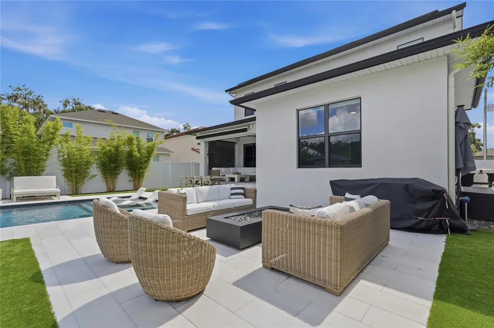 4208 CLEARFIELD AVENUE Tampa, FL 33603