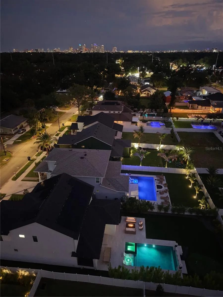 4208 CLEARFIELD AVENUE Tampa, FL 33603