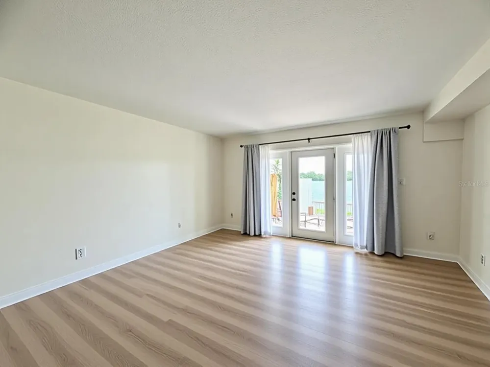 3751 POMPANO DRIVE SE #3751 St Petersburg, FL 33705