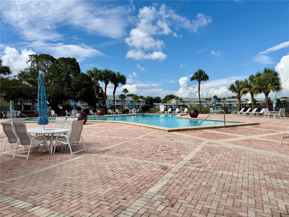 3751 POMPANO DRIVE SE #3751 St Petersburg, FL 33705