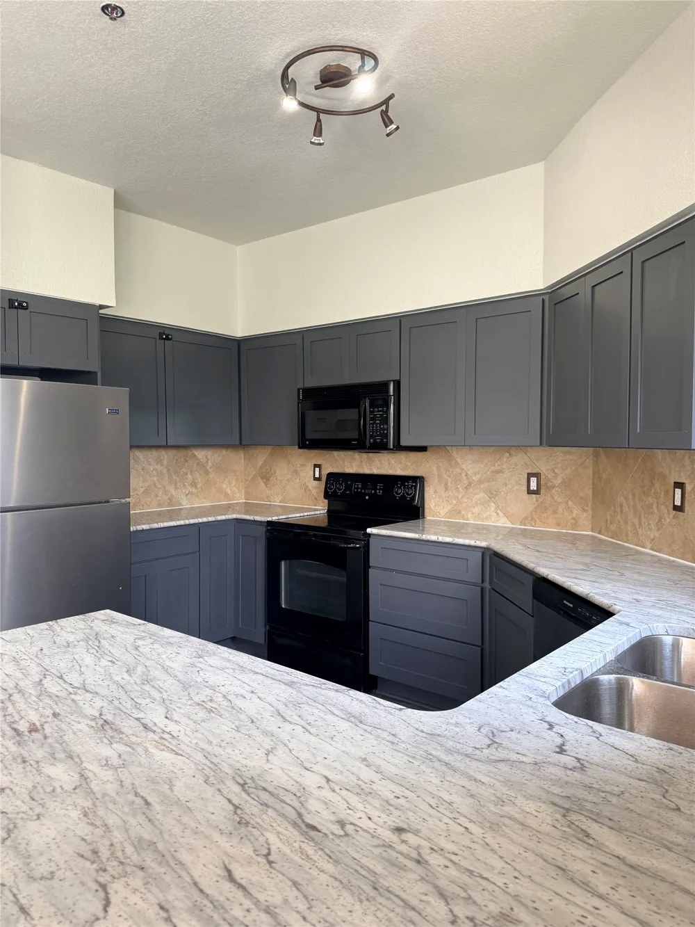 3404 American Drive #1320 Lago Vista, TX 78645