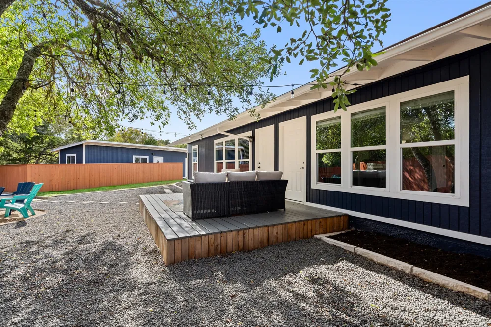 35 Presidio Road Wimberley, TX 78676