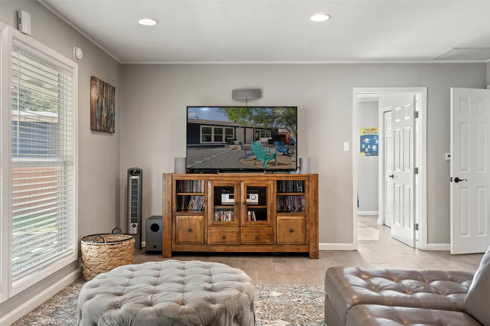 35 Presidio Road Wimberley, TX 78676