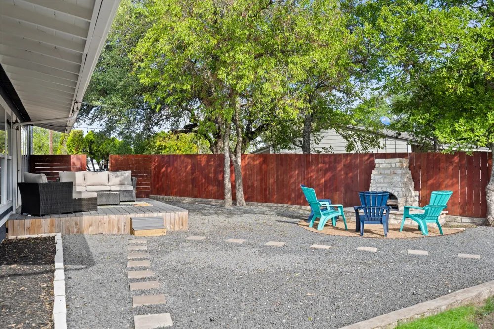 35 Presidio Road Wimberley, TX 78676