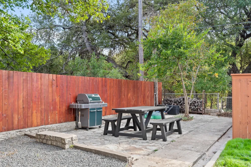 35 Presidio Road Wimberley, TX 78676
