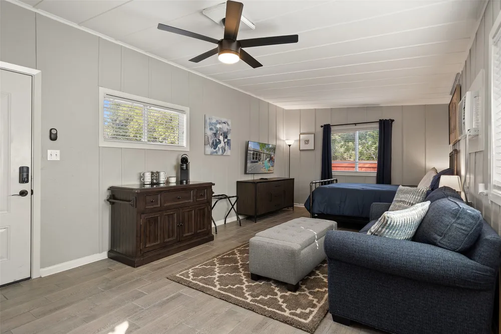 35 Presidio Road Wimberley, TX 78676