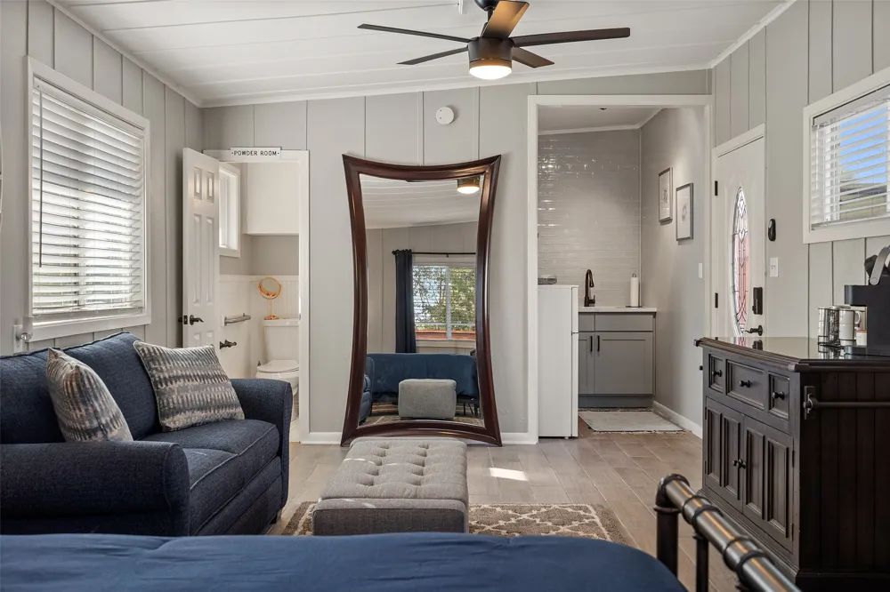35 Presidio Road Wimberley, TX 78676
