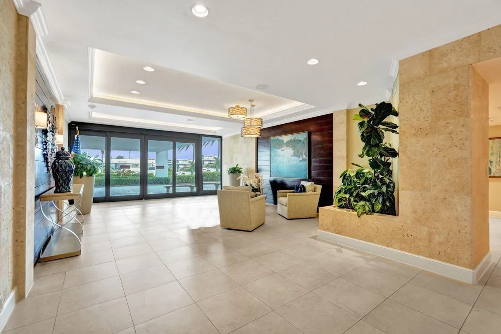 108 Lakeshore Drive #1041 North Palm Beach, FL 33408