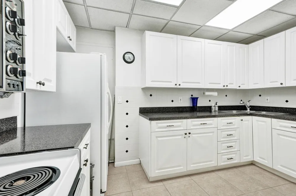 108 Lakeshore Drive #1041 North Palm Beach, FL 33408
