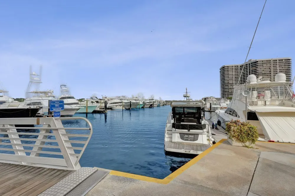 108 Lakeshore Drive #1041 North Palm Beach, FL 33408