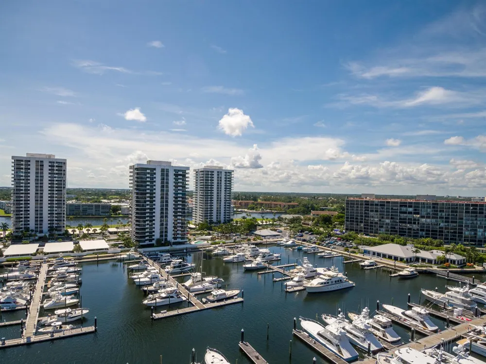 108 Lakeshore Drive #1041 North Palm Beach, FL 33408