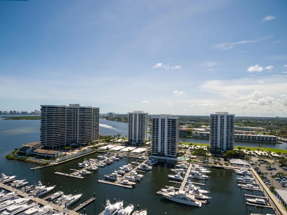 108 Lakeshore Drive #1041 North Palm Beach, FL 33408