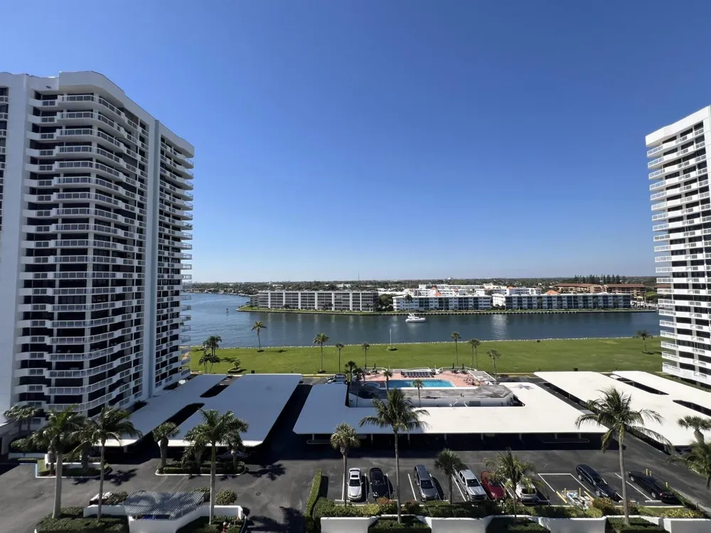108 Lakeshore Drive #1041 North Palm Beach, FL 33408