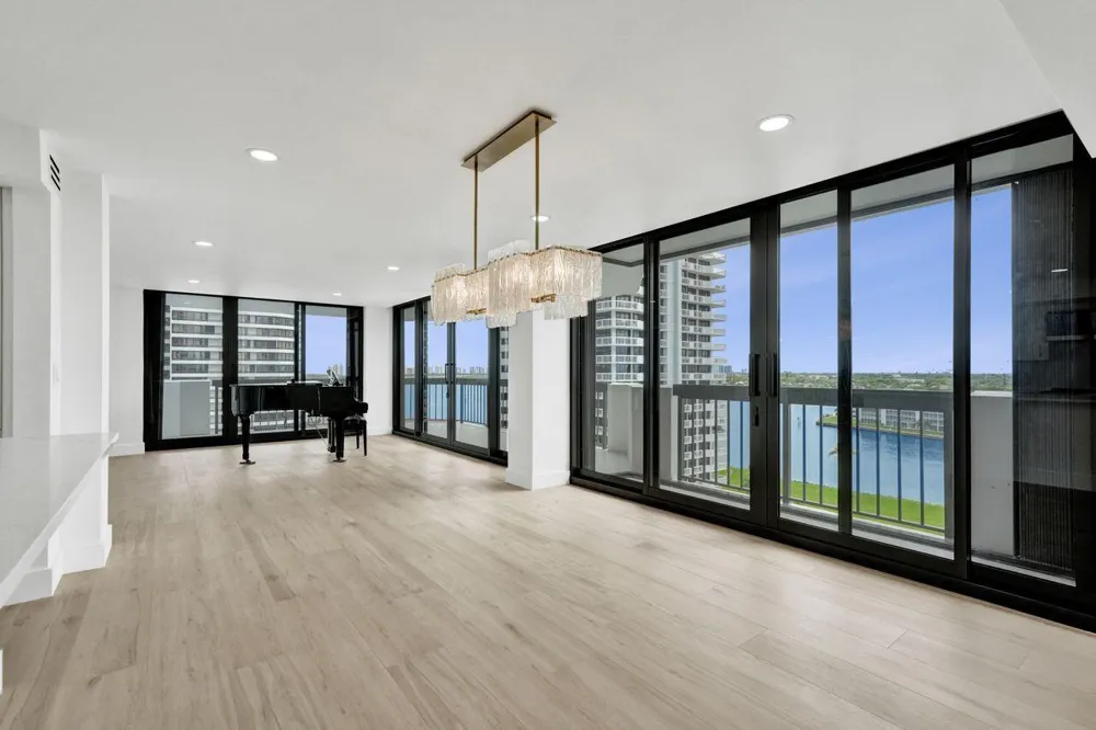 108 Lakeshore Drive #1041 North Palm Beach, FL 33408