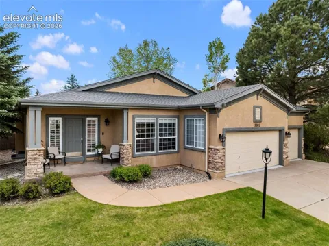 3385 Hollycrest Drive