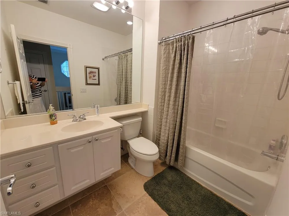 28209 Jeneva Way Bonita Springs, FL 34135