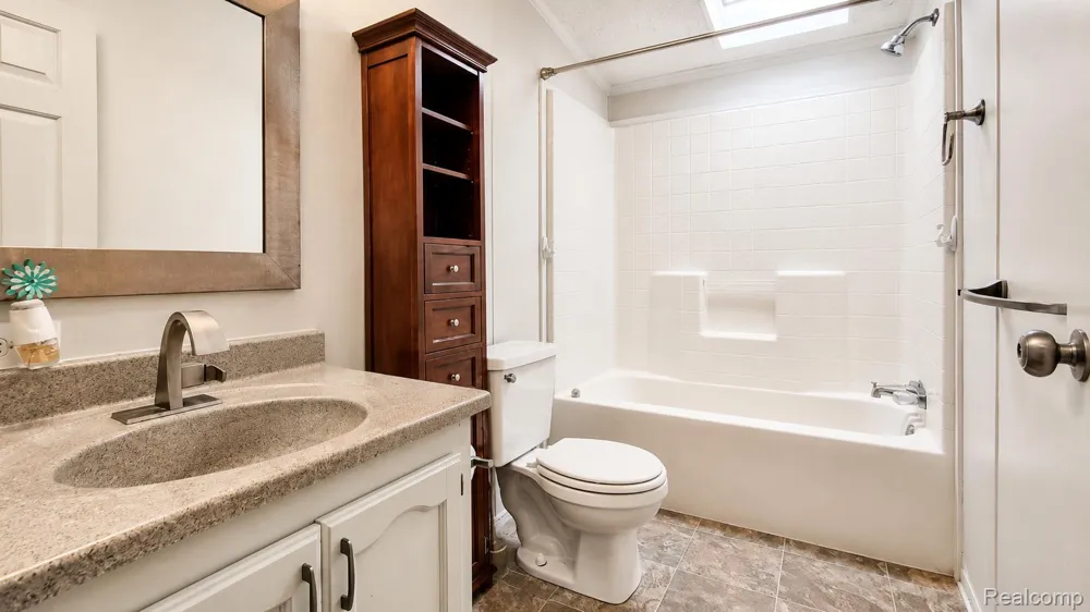 295 Bud Lane Lyon Charter Township, MI 48167