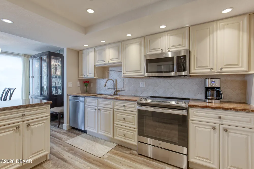 1239 Ocean Shore Boulevard #2E Ormond Beach, FL 32176