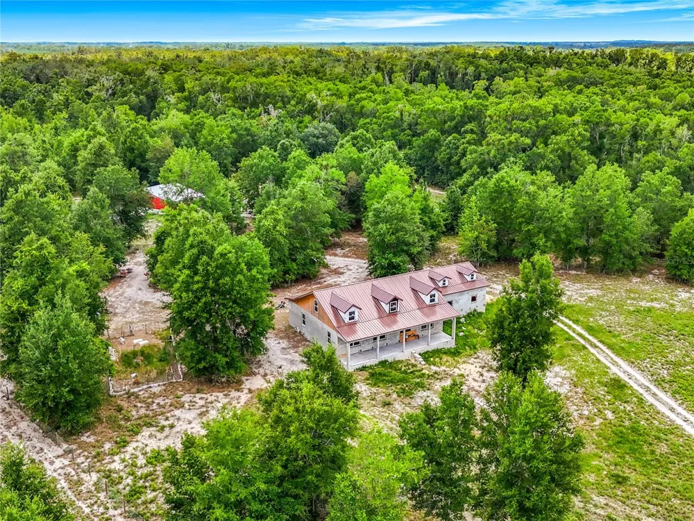 2916 SW ICHETUCKNEE AVENUE Lake City, FL 32024