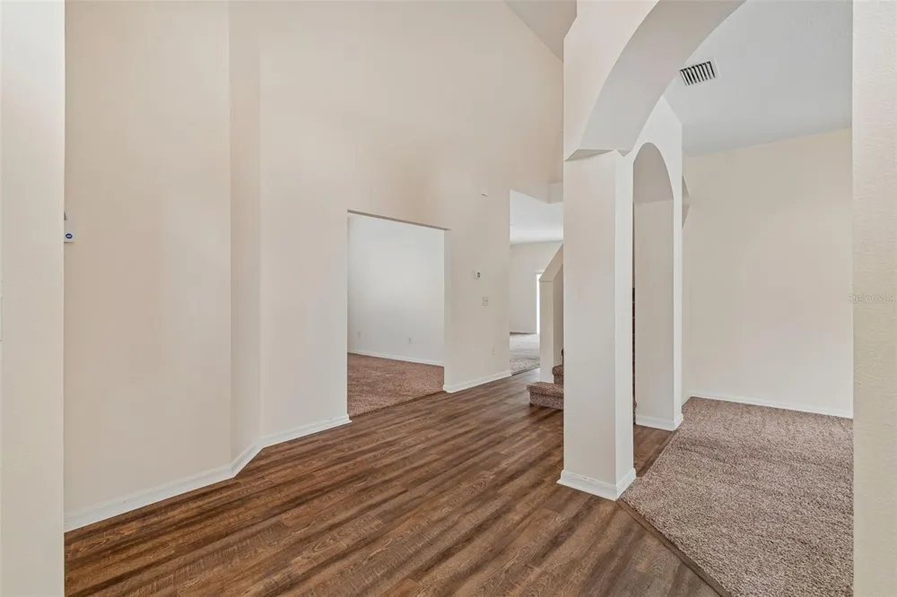 3307 PINE TOP DRIVE Valrico, FL 33594
