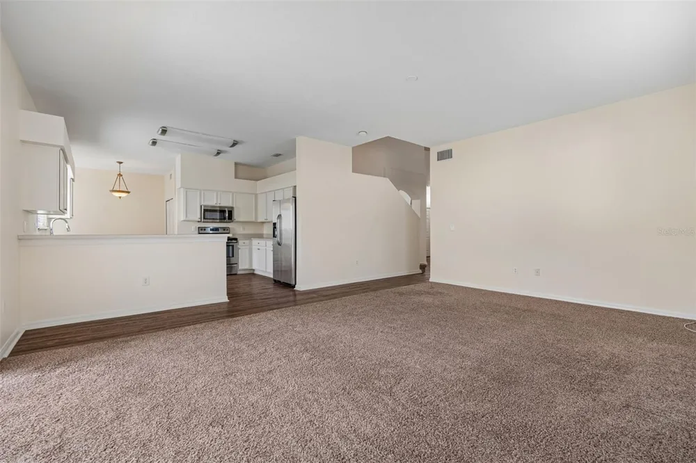 3307 PINE TOP DRIVE Valrico, FL 33594
