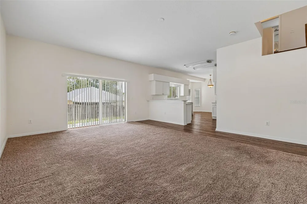 3307 PINE TOP DRIVE Valrico, FL 33594