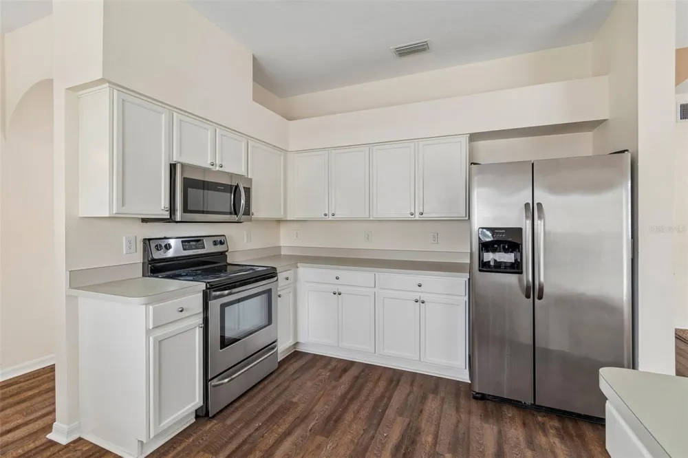 3307 PINE TOP DRIVE Valrico, FL 33594