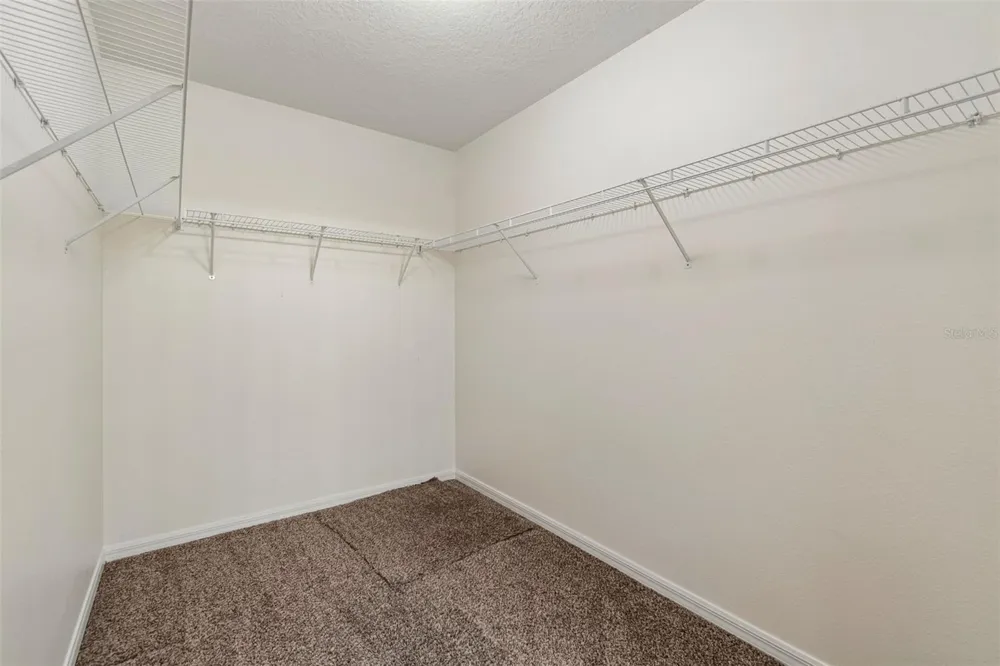 3307 PINE TOP DRIVE Valrico, FL 33594