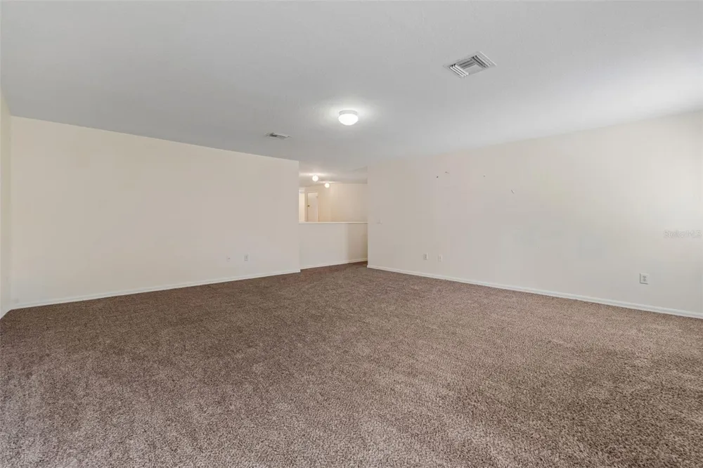 3307 PINE TOP DRIVE Valrico, FL 33594