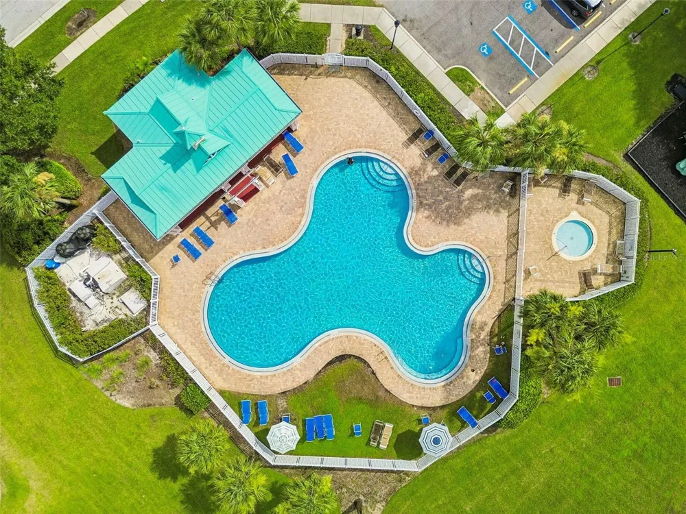 3307 PINE TOP DRIVE Valrico, FL 33594