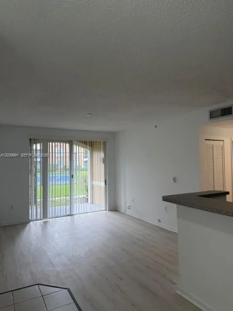 8030 Nob Hill Rd #102 Tamarac, FL 33321
