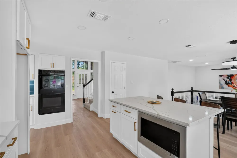 2687 Creekside Way Highland Village, TX 75077
