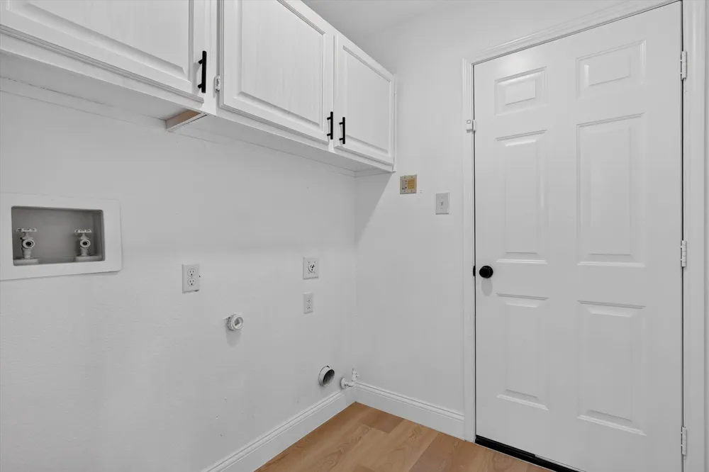 2687 Creekside Way Highland Village, TX 75077