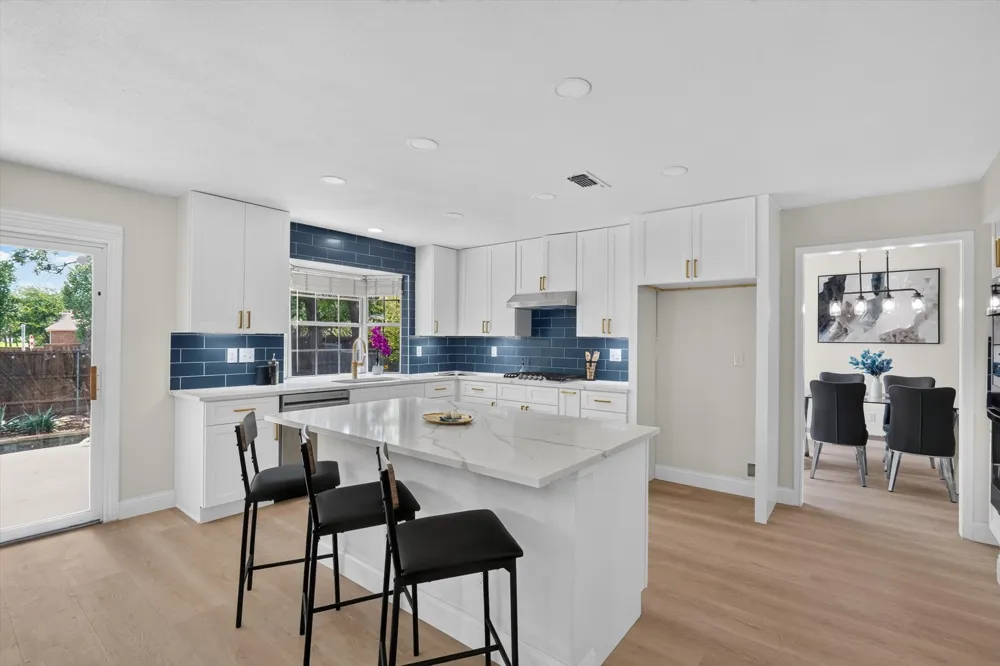 2687 Creekside Way Highland Village, TX 75077