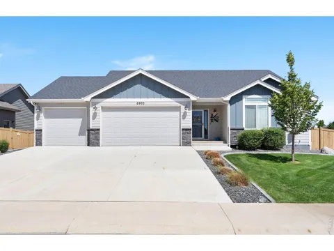 6902 Cattails Drive