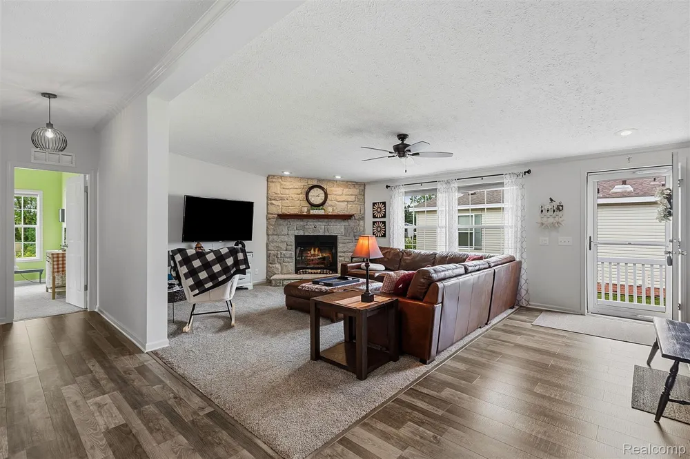 57510 Old Red Ln Lenox Township, MI 48048
