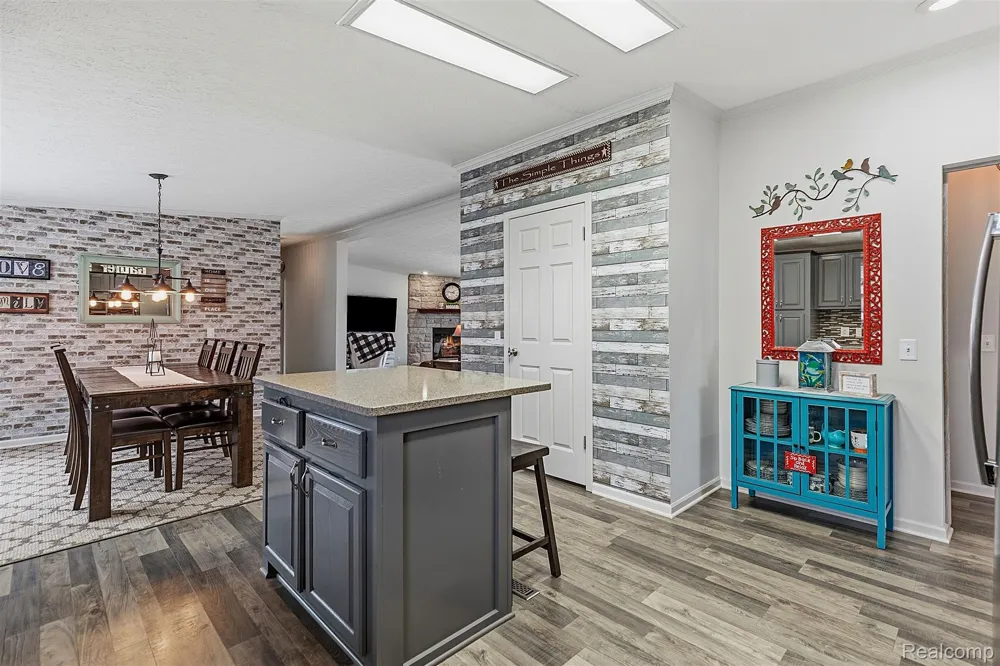 57510 Old Red Ln Lenox Township, MI 48048