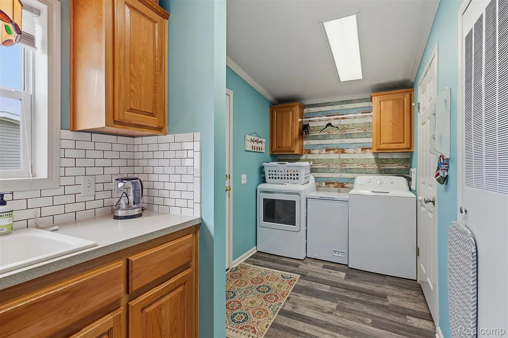 57510 Old Red Ln Lenox Township, MI 48048