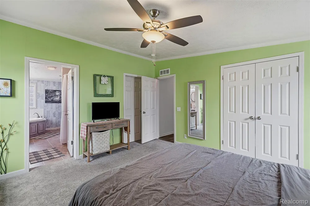 57510 Old Red Ln Lenox Township, MI 48048